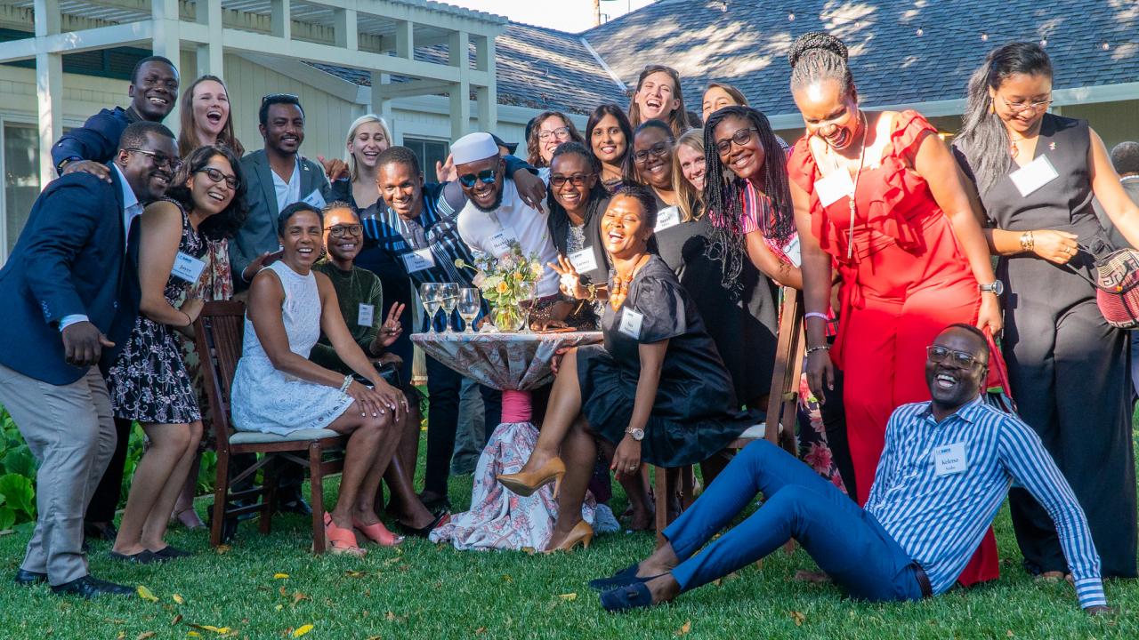 Students with Mandela Fellows