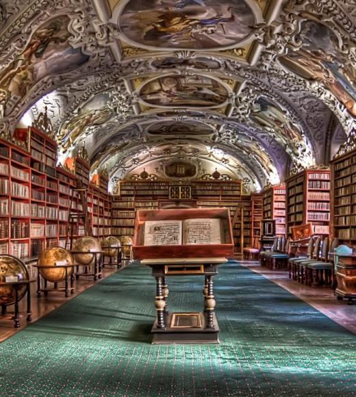 Teaser image, library in Prague
